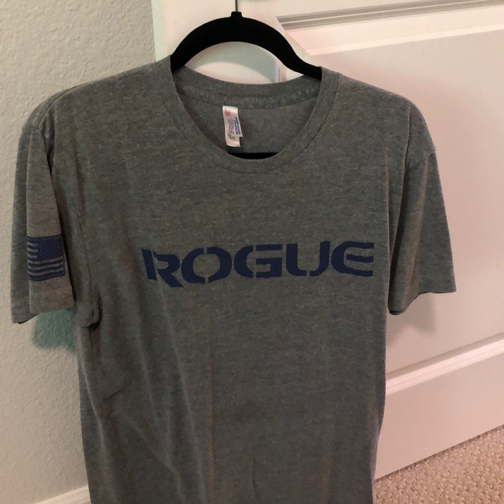 Men’s rogue performance shirt
